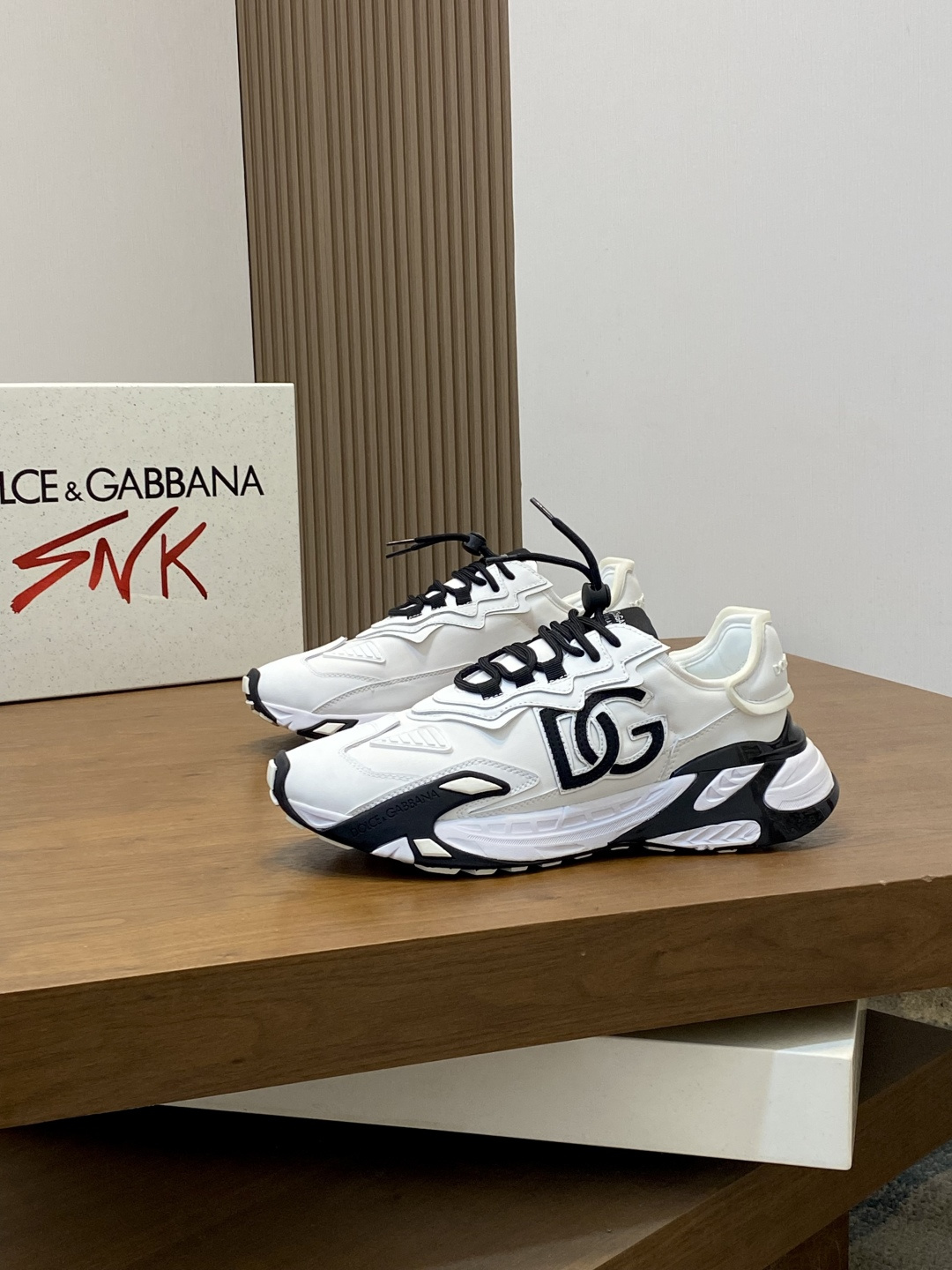 olce & Gabbana shoe